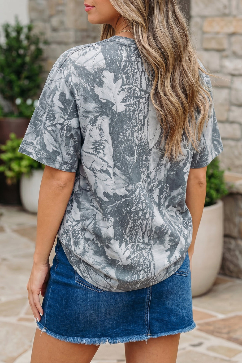 Pink Camo Woodland LOVE LIKE JESUS Casual Tee