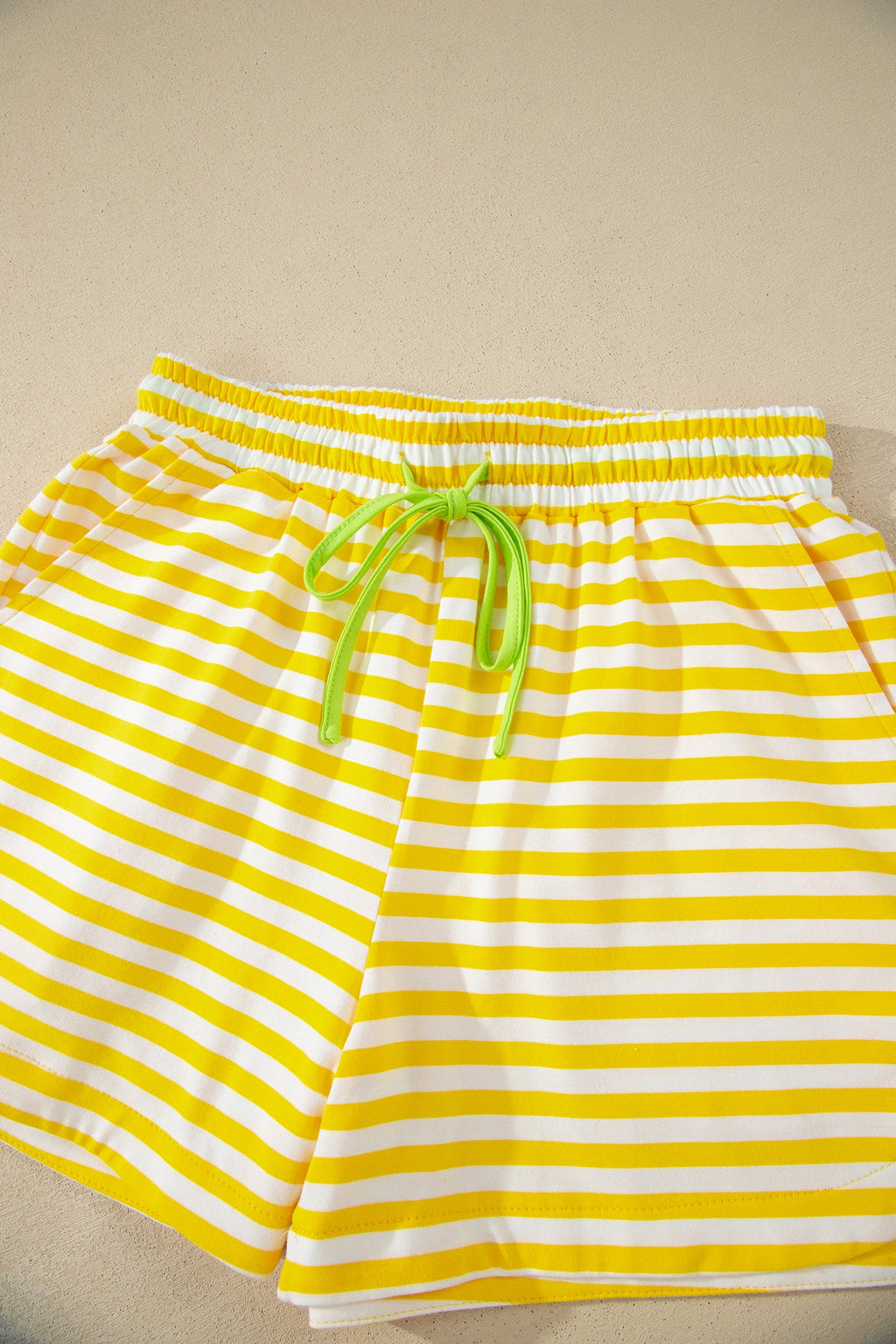 Stripe Contrast Trim Tee & Drawstring Shorts Set