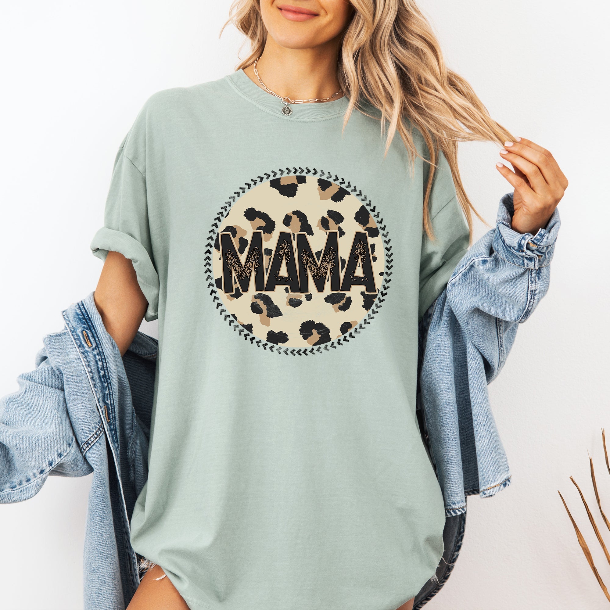 Mama Leopard Graphic Tes
