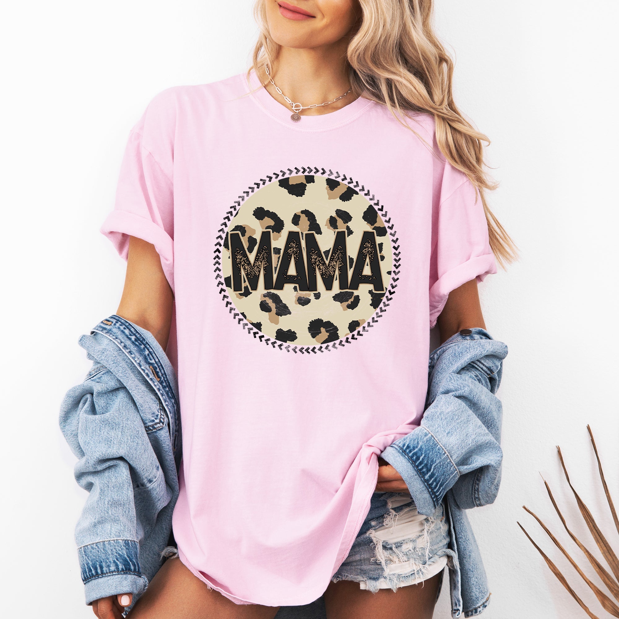 Mama Leopard Graphic Tes