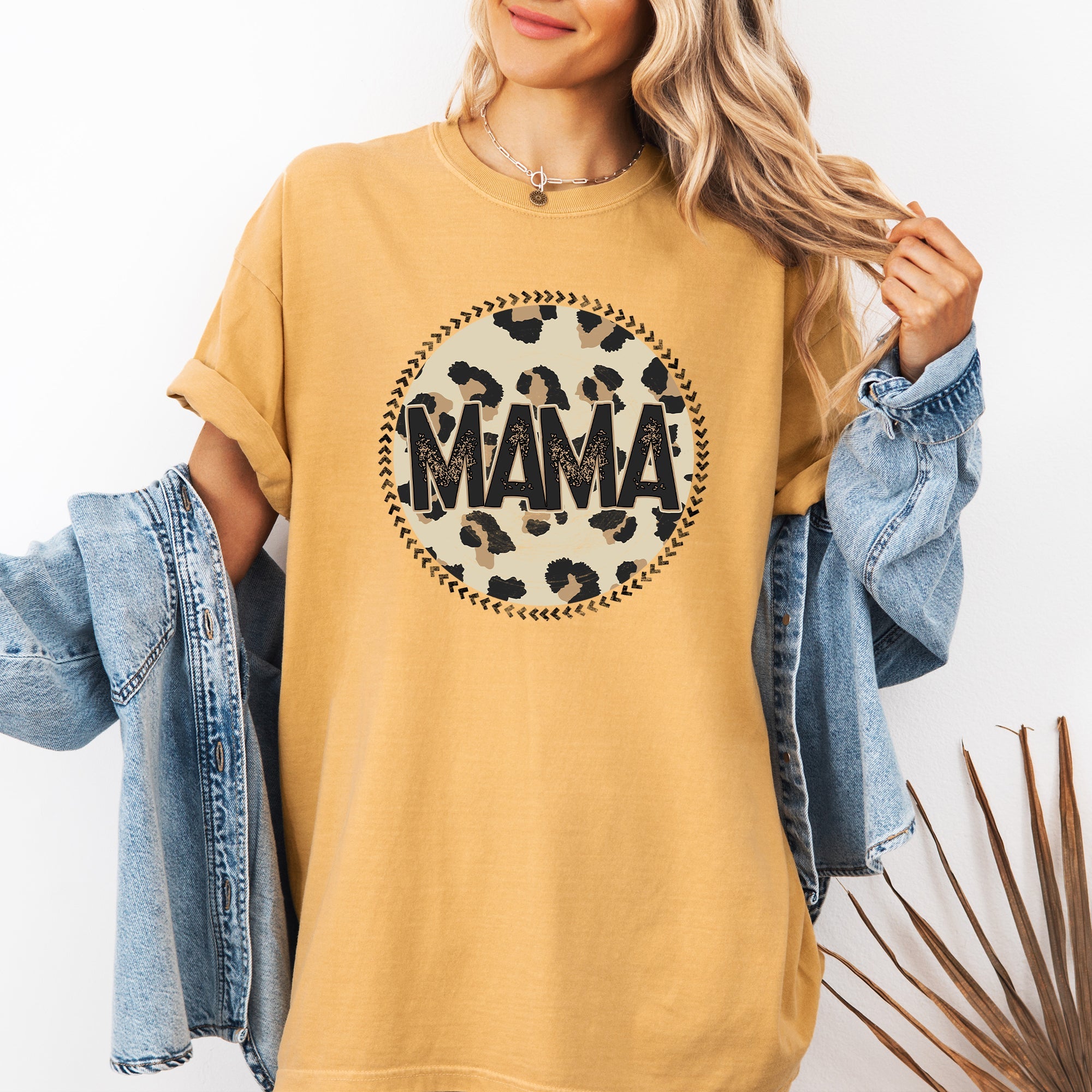 Mama Leopard Graphic Tes